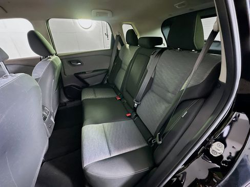 Used 2023 Nissan Rogue SV image 26