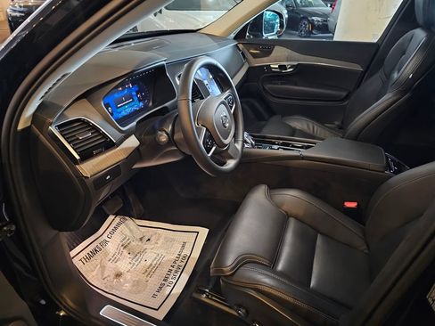 Certified 2025 Volvo XC90 B6 Ultra w/ Protection Package Premier AWD/4WD image 15
