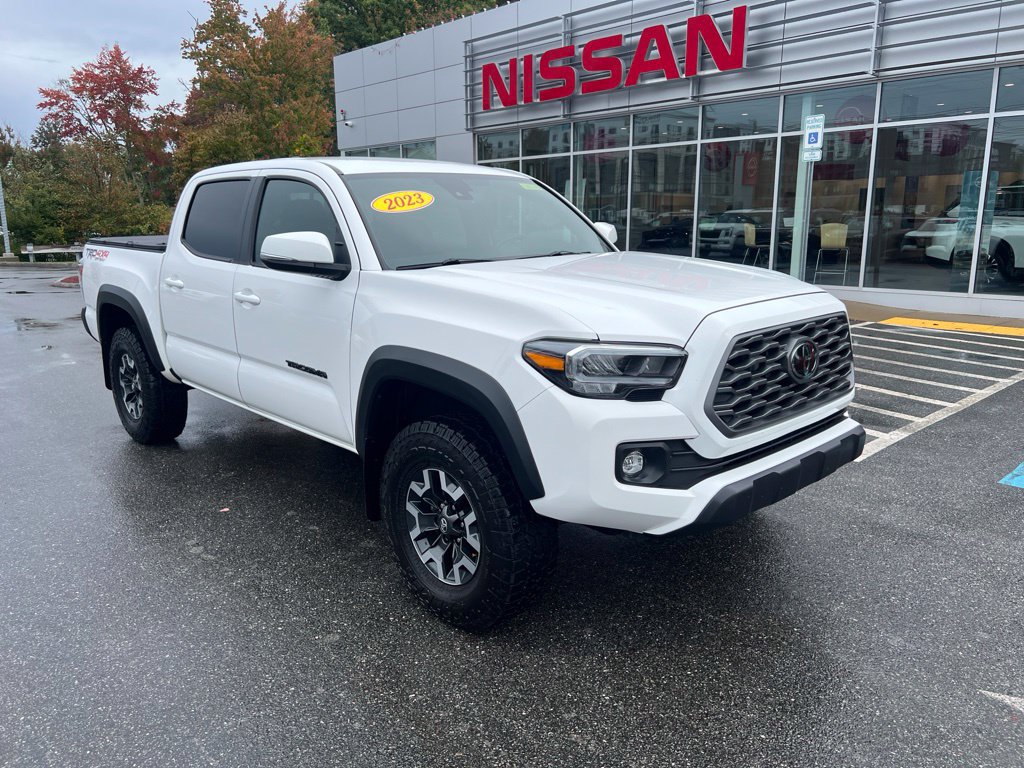 Used 2023 Toyota Tacoma TRD Off-Road AWD/4WD image 1
