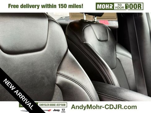 Used 2019 Jeep Cherokee Latitude Plus w/ Cold Weather Group image 34