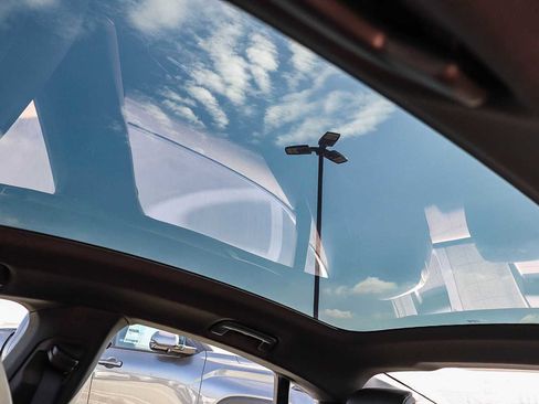 Used 2022 Audi e-tron GT Premium Plus image 34