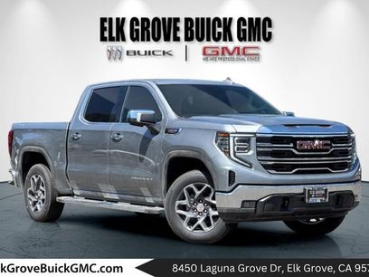 New 2025 GMC Sierra 1500 SLT w/ SLT Premium Package