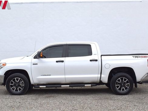 Used 2016 Toyota Tundra SR5 w/ TRD Off Road Package AWD/4WD image 8