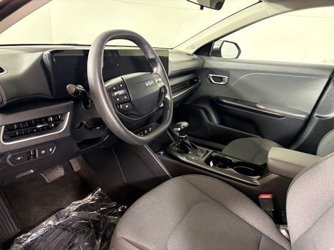 Used 2025 Kia K4 FWD image 22