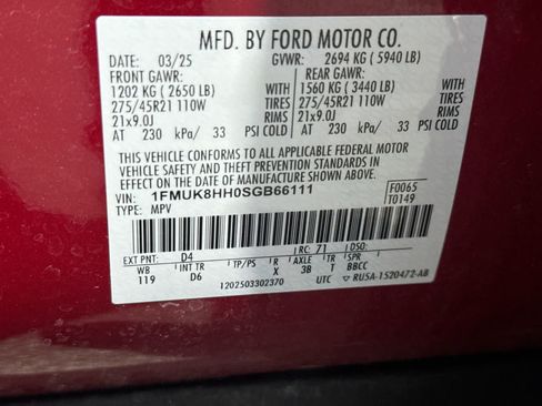 Used 2025 Ford Explorer Platinum w/ LUX Leather Package AWD/4WD image 41