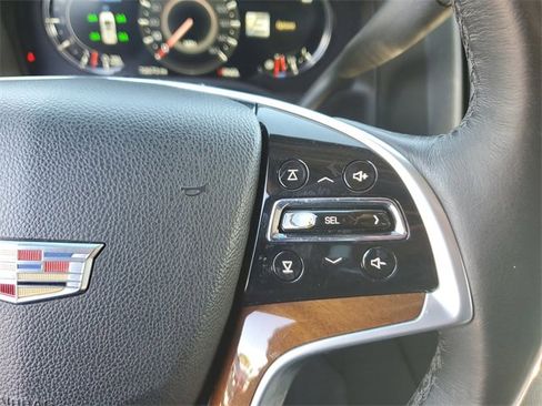 Used 2017 Cadillac Escalade ESV 4WD image 26