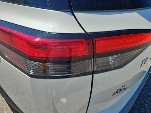 Certified 2023 Nissan Pathfinder SL AWD/4WD image 11