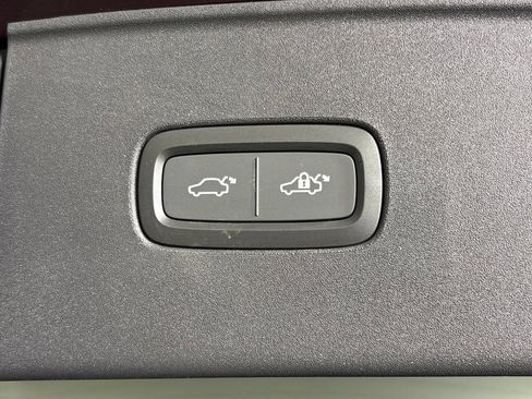 Used 2025 Volvo EX90 Plus AWD/4WD image 25