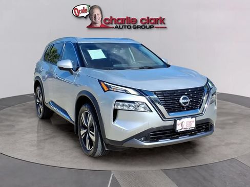 Used 2023 Nissan Rogue SL w/ SL Premium Package FWD image 7
