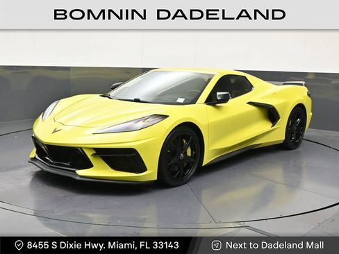 Used 2022 Chevrolet Corvette Stingray Preferred Conv w/ Z51 Performance Package RWD image 1