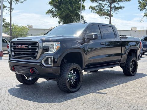 Used 2021 GMC Sierra 1500 AT4 w/ AT4 Premium Package AWD/4WD image 7