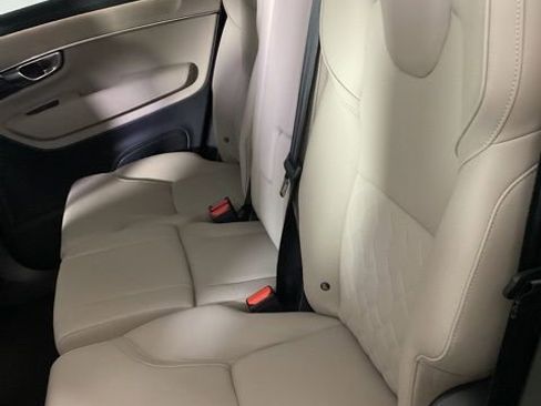 New 2026 Volvo XC90 B6 Plus w/ Protection Package image 10