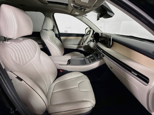 Certified 2024 Hyundai Palisade Limited AWD/4WD image 33
