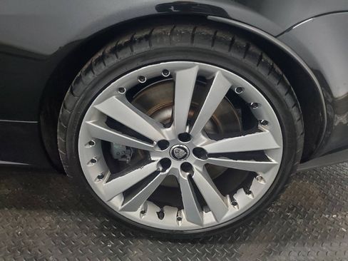 Used 2010 Jaguar XKR R RWD image 17