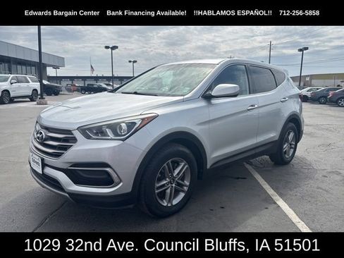 Used 2017 Hyundai Santa Fe Sport image 4