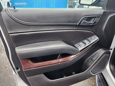 Used 2019 GMC Yukon SLT image 10