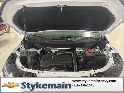 New 2026 Chevrolet Equinox RS w/ Convenience Package III AWD/4WD image 13