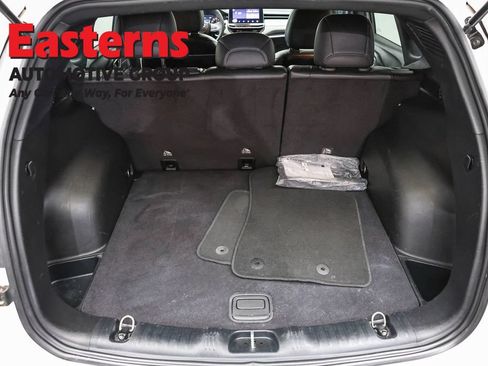 Used 2024 Jeep Compass Latitude AWD/4WD image 9