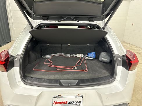 Used 2024 Lexus UX 250h F Sport AWD/4WD image 32