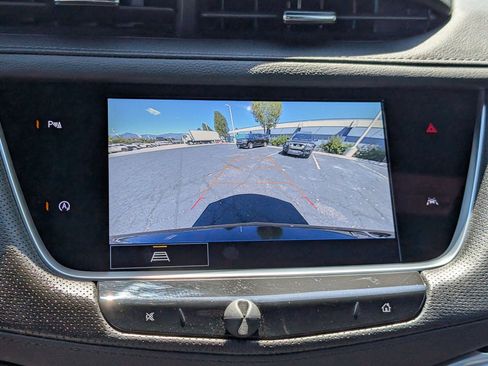 Used 2024 Cadillac XT6 Luxury w/ LPO, Floor Liner Package AWD/4WD image 21