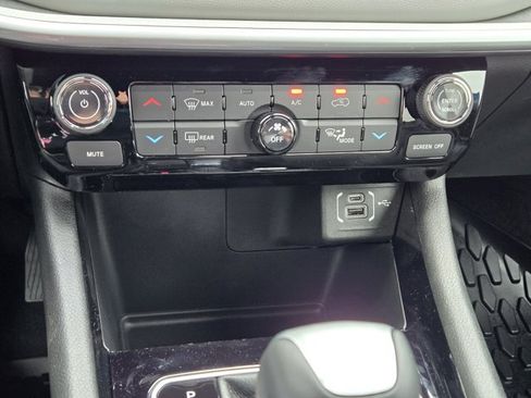 New 2026 Jeep Compass Limited AWD/4WD image 60
