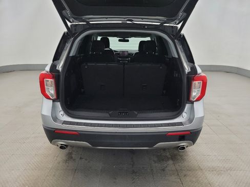 Used 2021 Ford Explorer Limited w/ Equipment Group 301A image 29