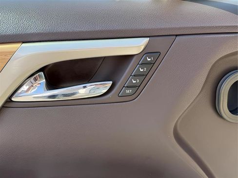 Used 2019 Lexus RX 350L FWD image 20