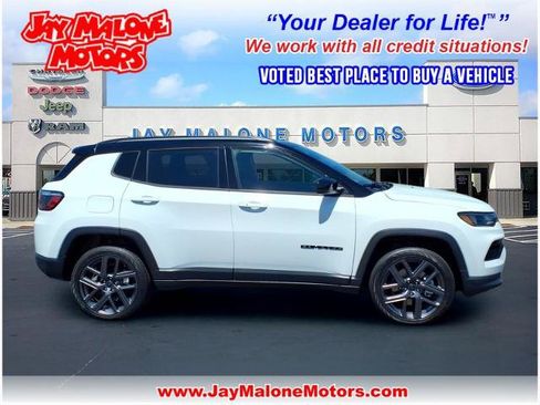 Used 2026 Jeep Compass Limited AWD/4WD image 1
