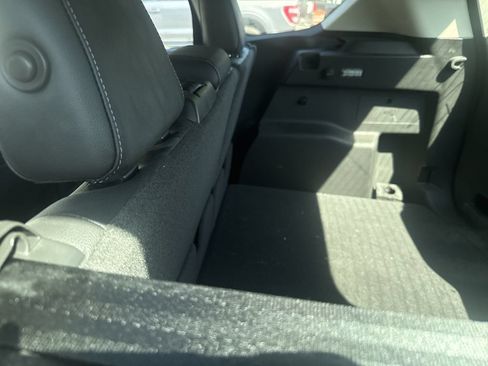 Used 2018 Ford Escape Titanium w/ Ford Safe & Smart Package FWD image 16