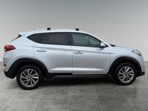 Used 2016 Hyundai Tucson SE w/ Option Group 02 image 5