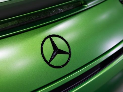 Used 2018 Mercedes-Benz AMG GT R image 36