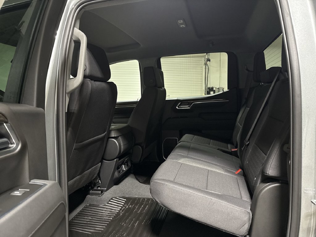 New 2026 Chevrolet Silverado 1500 RST w/ Z71 Off-Road Package AWD/4WD image 23