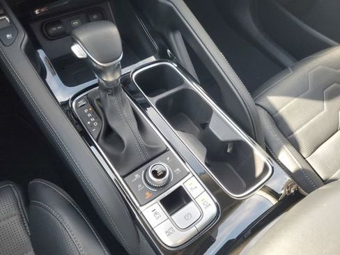 Used 2022 Kia Telluride SX w/ SX Prestige Package image 28