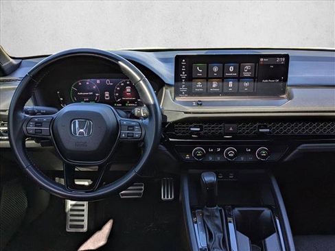 Used 2023 Honda Accord Sport image 18