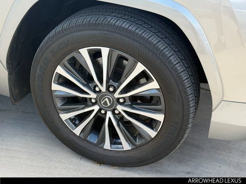 Used 2024 Lexus LX 600 4WD w/ Interior Upgrade Package image 10