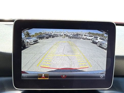 Used 2020 Mercedes-Benz GLA 250 4MATIC w/ Premium Package image 15