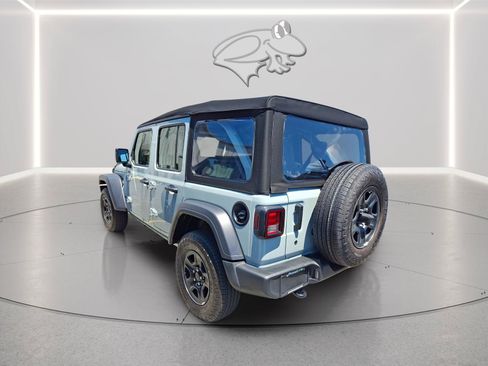 Used 2024 Jeep Wrangler Unlimited Sport AWD/4WD image 3