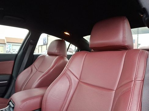 Used 2019 Dodge Charger GT image 23