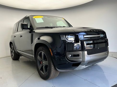 Used 2021 Land Rover Defender 110 X image 24