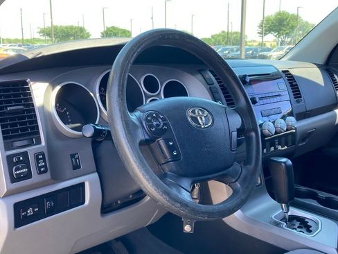 Used 2012 Toyota Tundra 2WD Double Cab w/ SR5 Pkg image 8