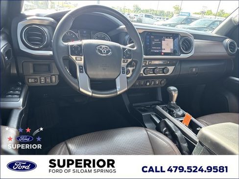 Used 2019 Toyota Tacoma Limited AWD/4WD image 17