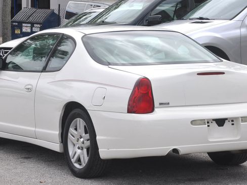 Used 2007 Chevrolet Monte Carlo LT image 8