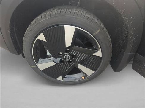 New 2026 Nissan Kicks SR image 15