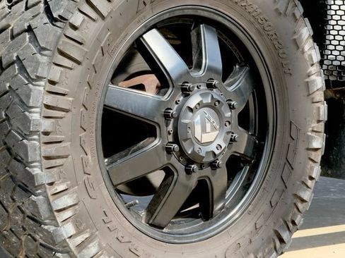 Used 2024 RAM 3500 Big Horn w/ Night Edition AWD/4WD image 14