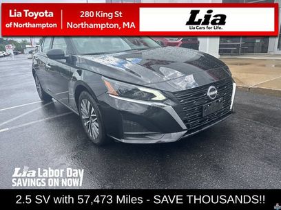Used 2025 Nissan Altima 2.5 SV