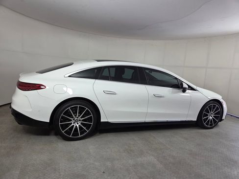 Certified 2022 Mercedes-Benz EQS 450+ Sedan image 4