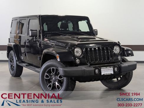 Used 2017 Jeep Wrangler Unlimited Sahara AWD/4WD image 1