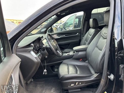 Used 2024 Cadillac XT6 Premium Luxury w/ LPO, Floor Liner Package AWD/4WD image 3