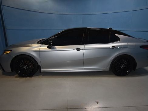 Used 2023 Toyota Camry XSE image 27
