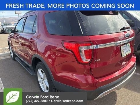 Used 2017 Ford Explorer XLT w/ Equipment Group 201A image 7